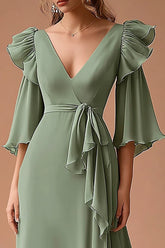 Dusty Sage Chiffon V-Ausschnitt Rüschen A-Linie Ballkleid